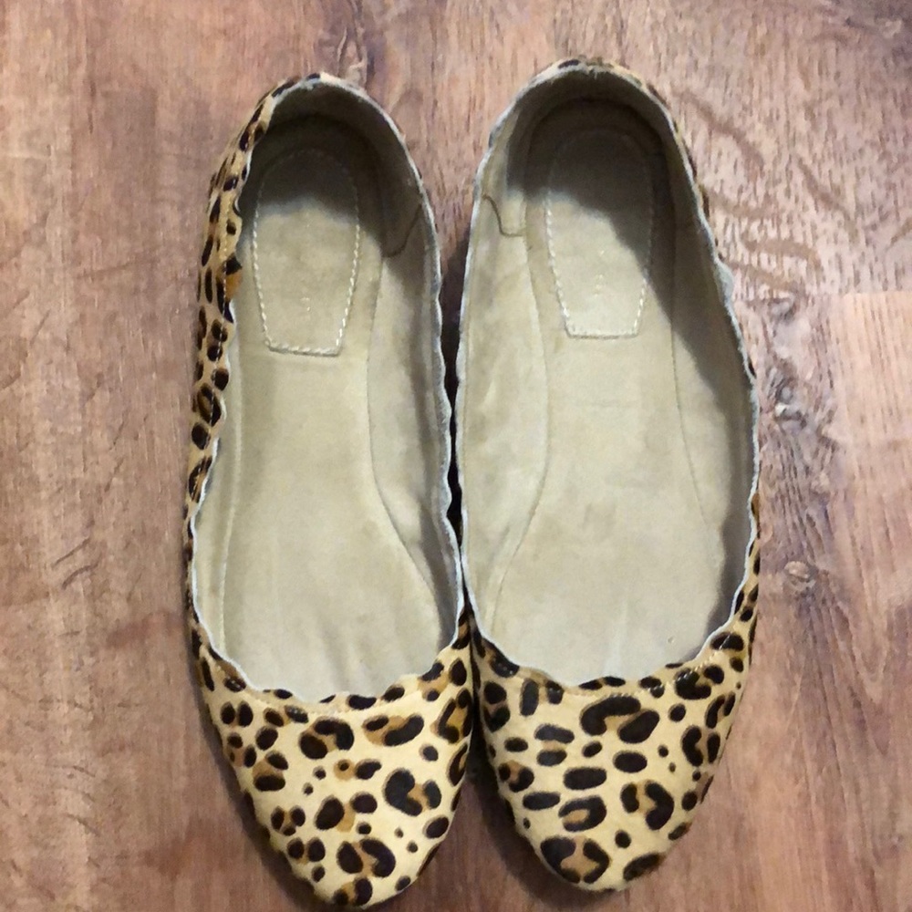 Faux-Hide Leopard Print Flats